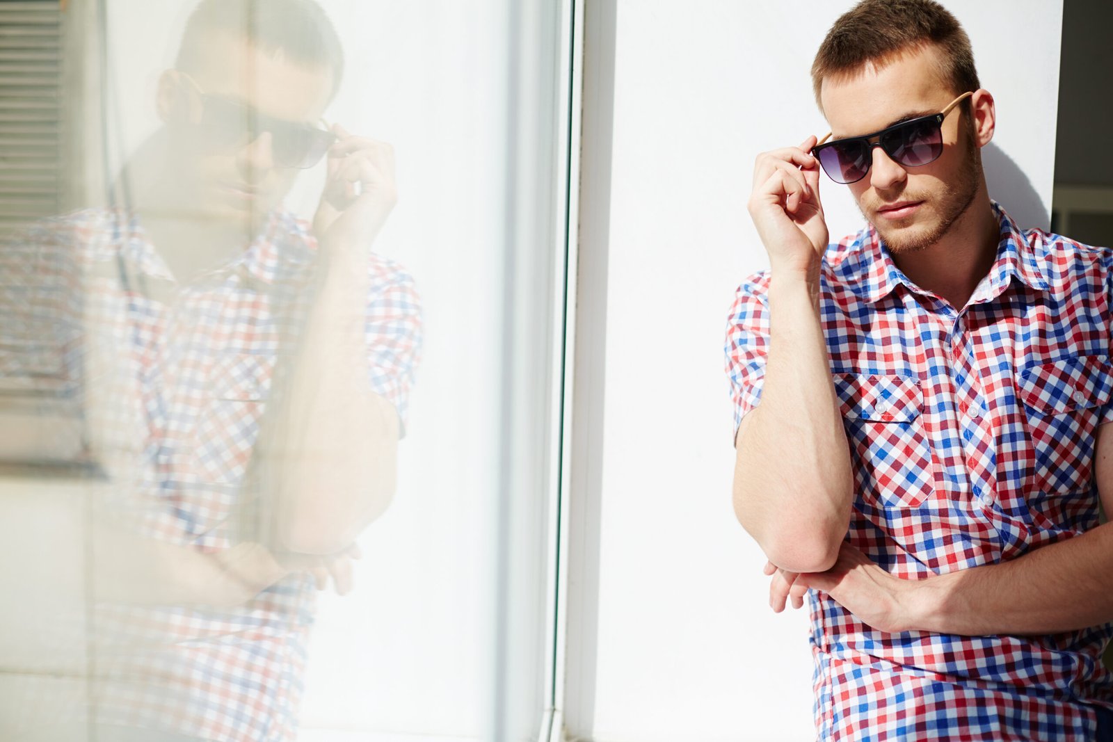 Matching Your Eyewear to Your Lifestyle: Wardrobe, Workflow & Vision