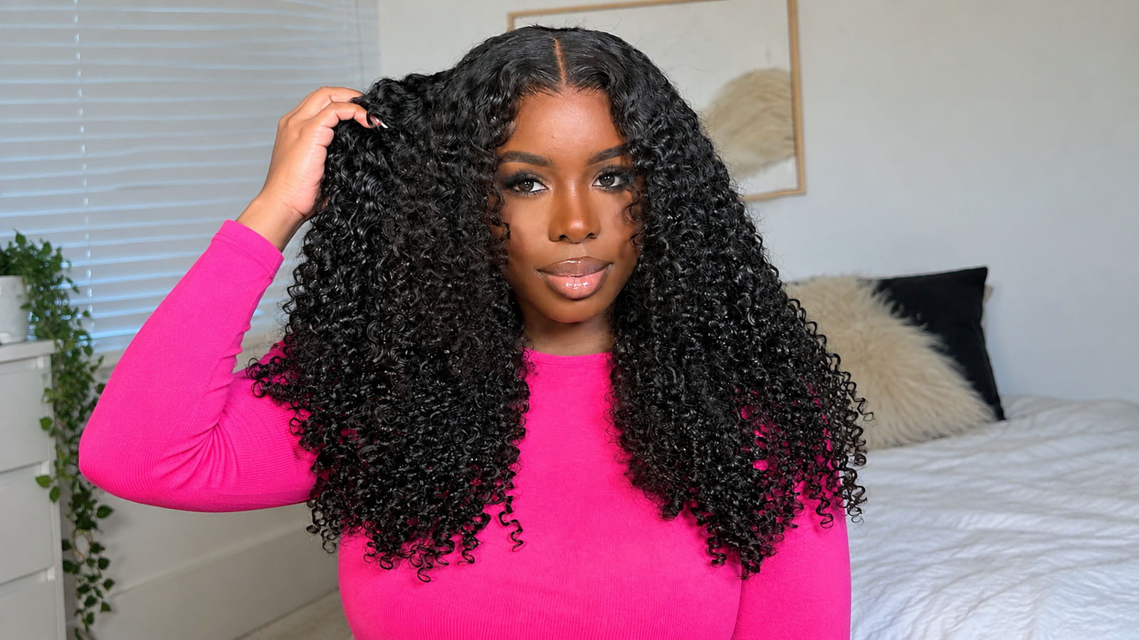 CurlyMe Hair Glueless Wigs Review: Style, Comfort, and Convenience