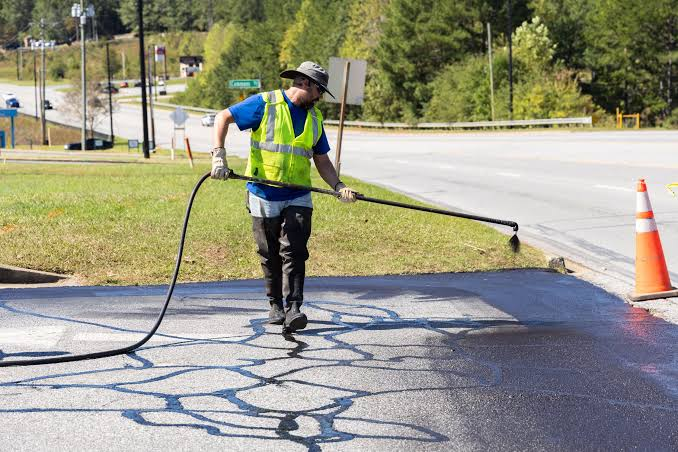 Sealcoating